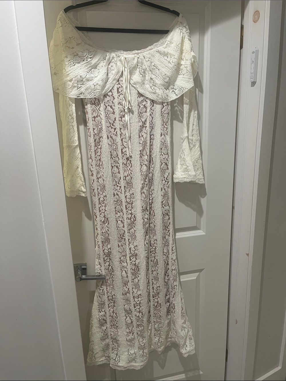 Ivory Lace Off-Shoulder Long Sleeve Maxi Dress